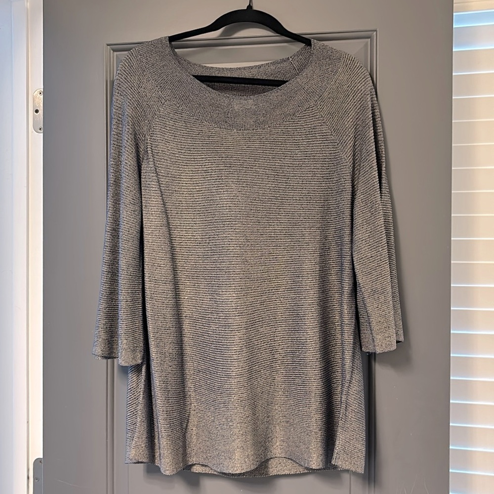 Chico’s Navy/gray sweater size 2
